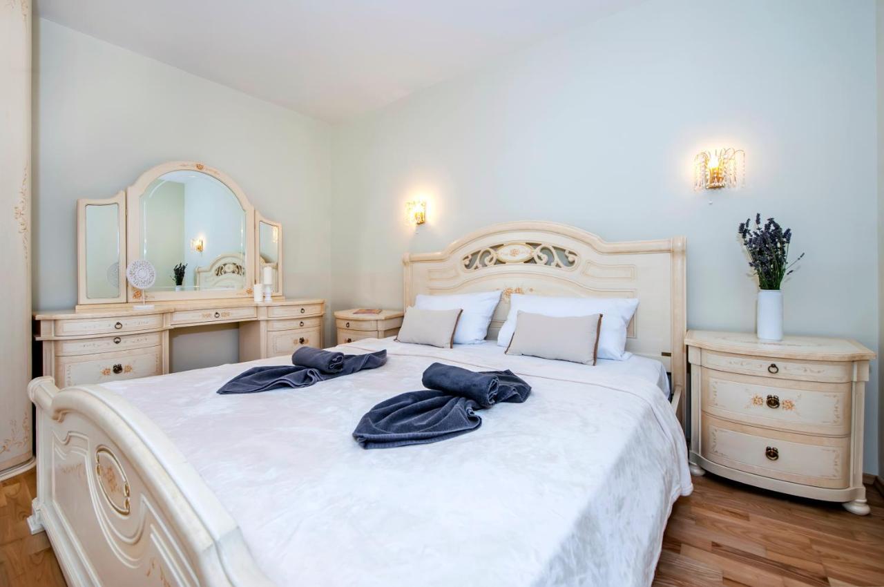 Villa Francesco Rovinj Exterior photo